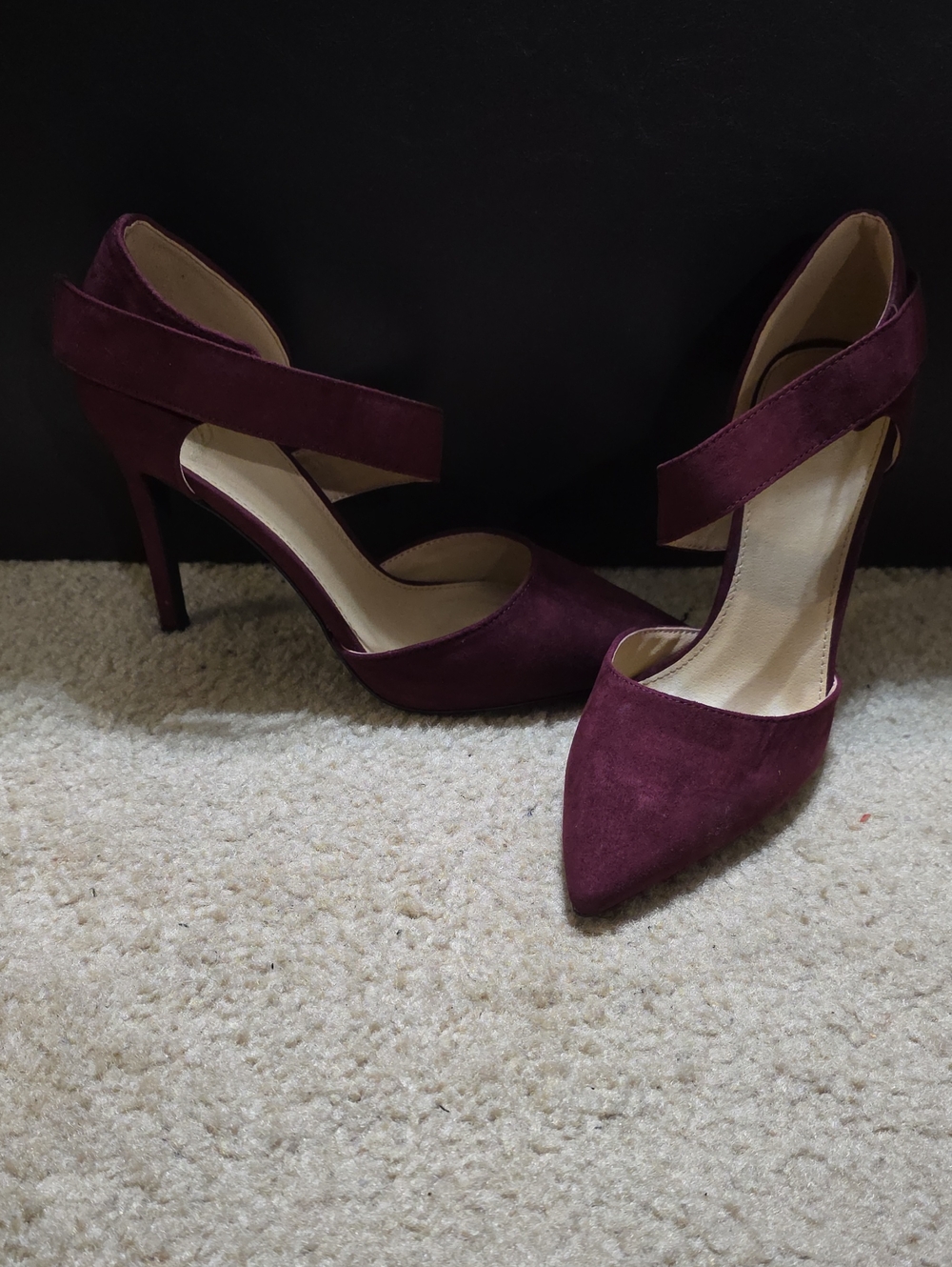 Women's Pointed-Toe Ankle Strap Heels in Deep Plum